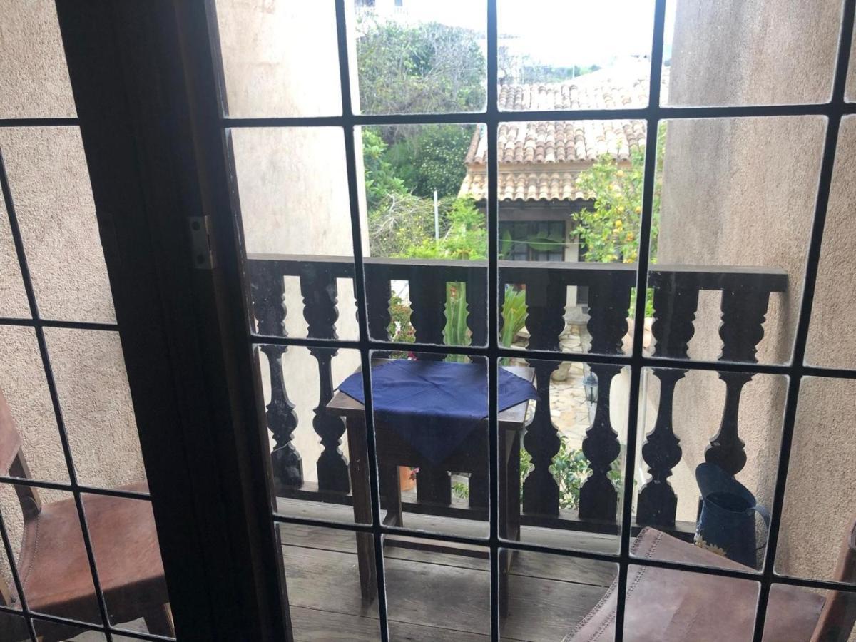 Stadthaus Mitten Im Kuenstlerviertel Von Arta Mit Zwei Wohnungen Bagian luar foto